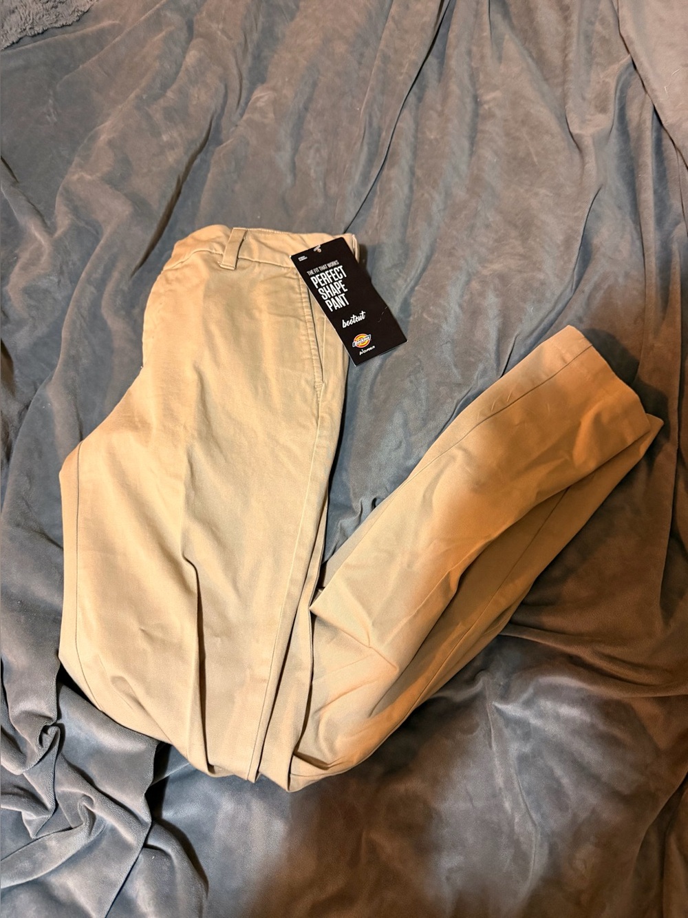 Dickies Women’s  Bootcut Work Pants sz 4/27r nwt